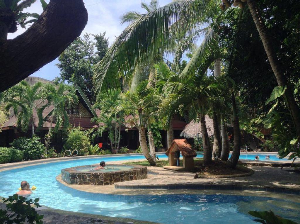 Alona Tropical Beach Resort Панглао Экстерьер фото